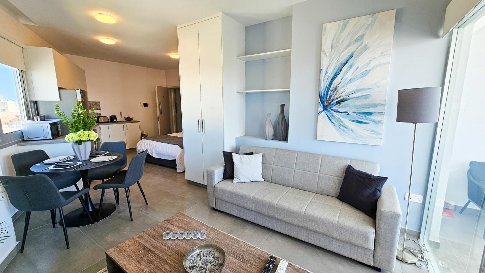 Sealife Citycenter Residences Larnaka Exterior foto